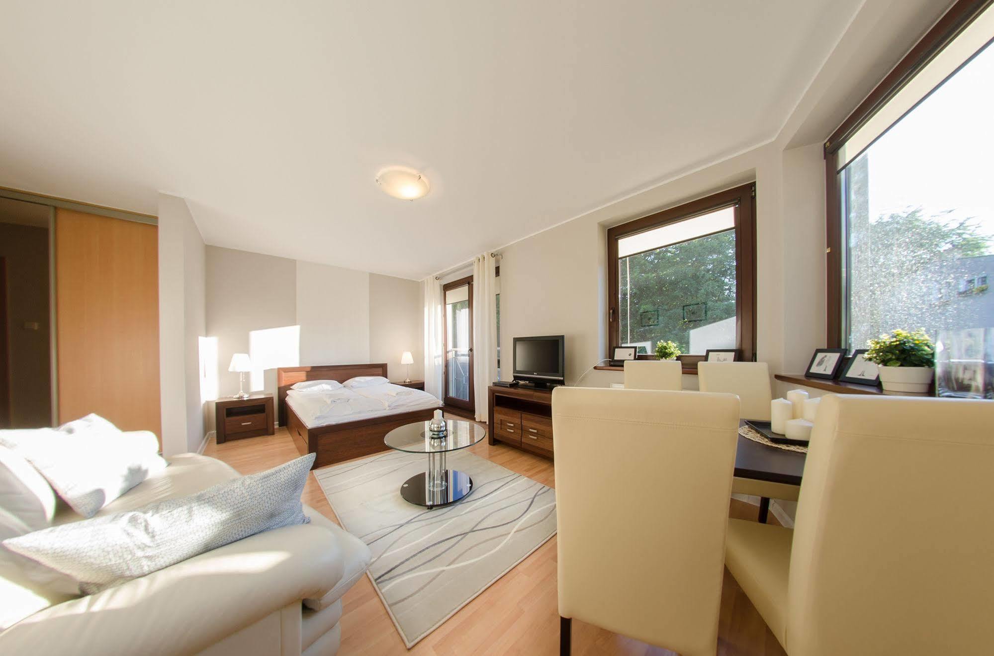 Dom & House - Apartments Sobieskiego Sopot Esterno foto