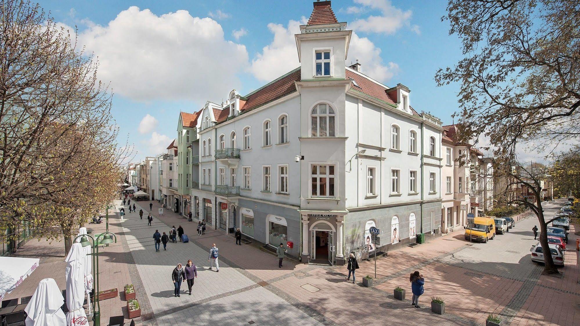 Dom & House - Apartments Sobieskiego Sopot Esterno foto
